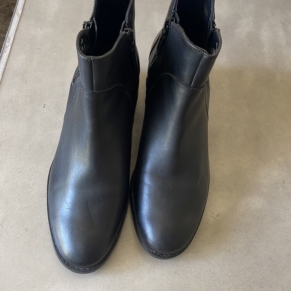 Cole Haan Black Booties Lyla Waterproof - Picture 5 of 8